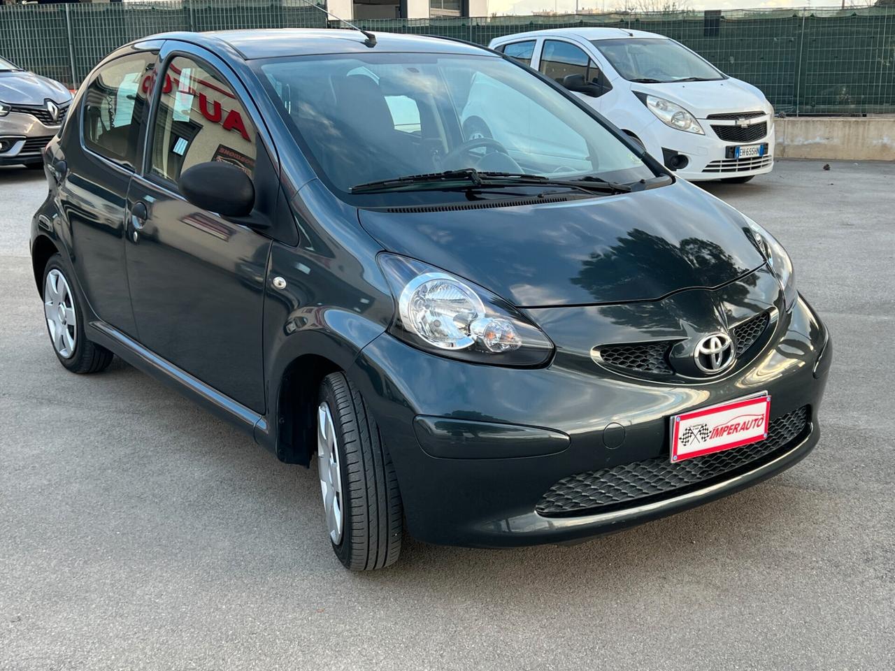 Toyota Aygo 1.0 Now TAGLIANDATA CON GARANZIA