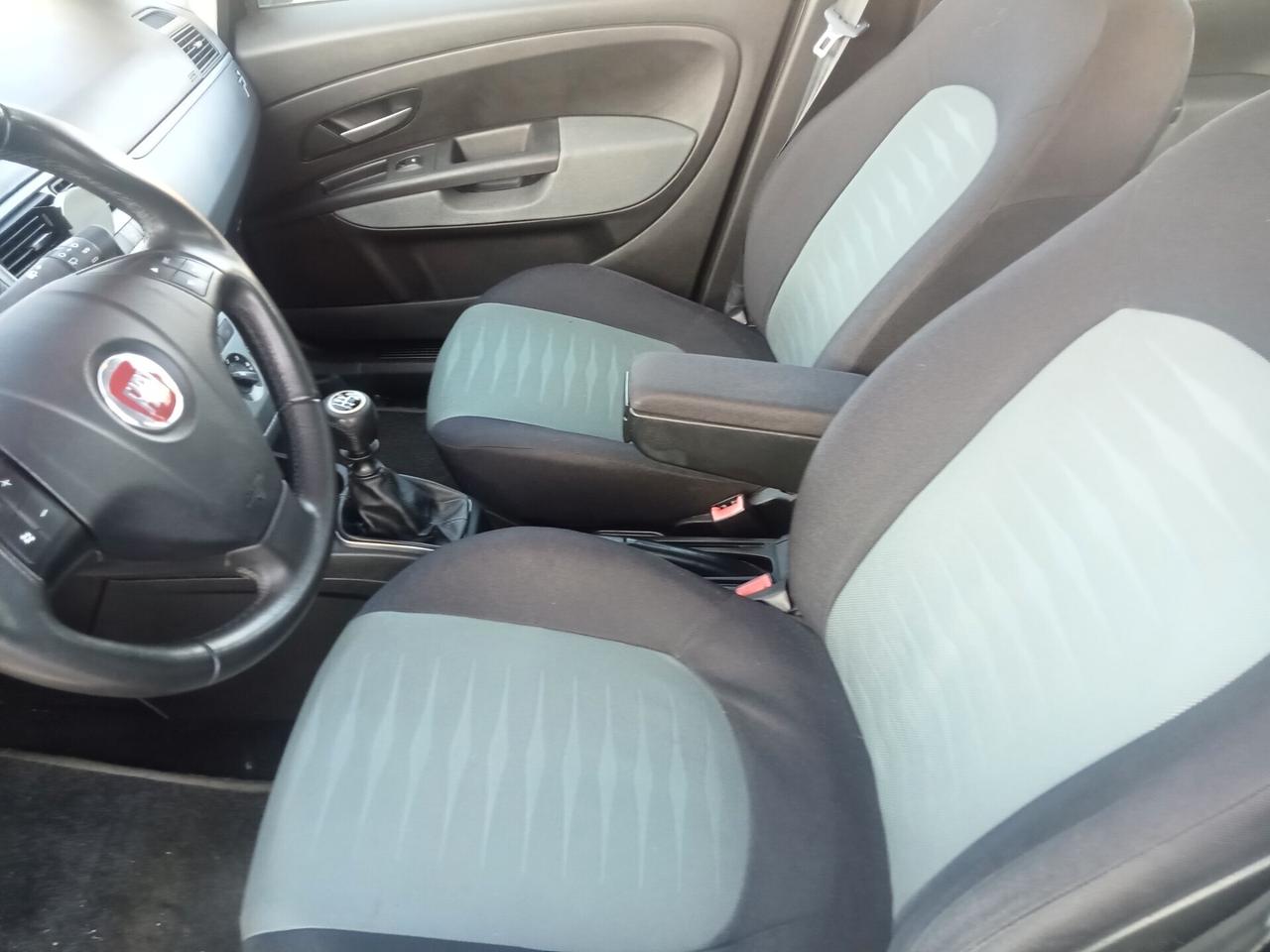 Fiat Grande Punto 1.4 - 5 porte Natural Power OK Neopatentati