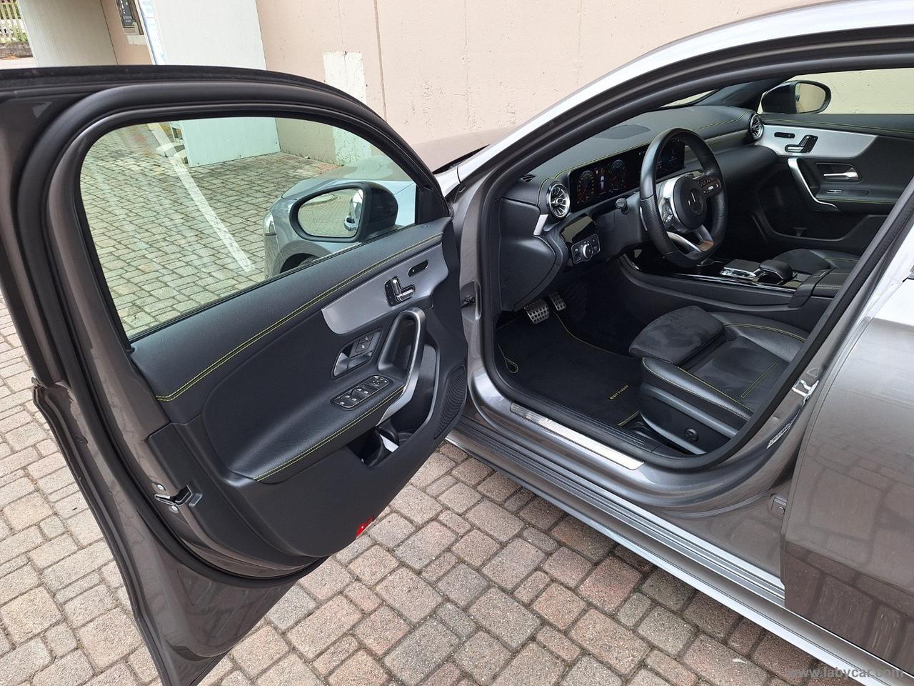 MERCEDES-BENZ A 250 Automatic Premium EDITION ONE SERVICE UFFICIALI