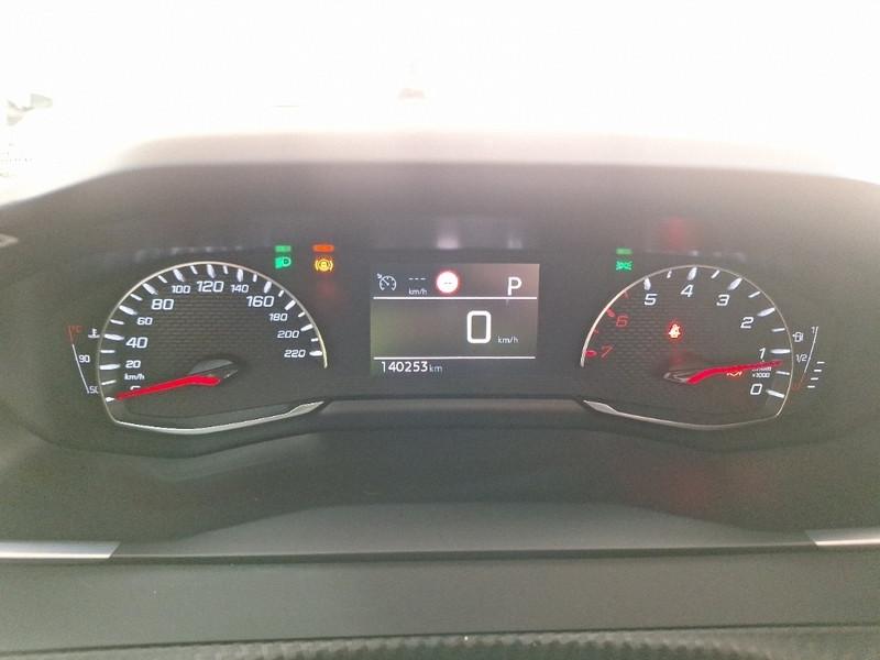 PEUGEOT 2008 BLUEHDI 130 EAT8 ALLURE S/S AUT. CROSSOVER