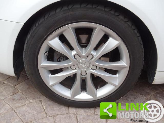 AUDI A3 CABRIO 1.6 TDI 105 CV S-LINE