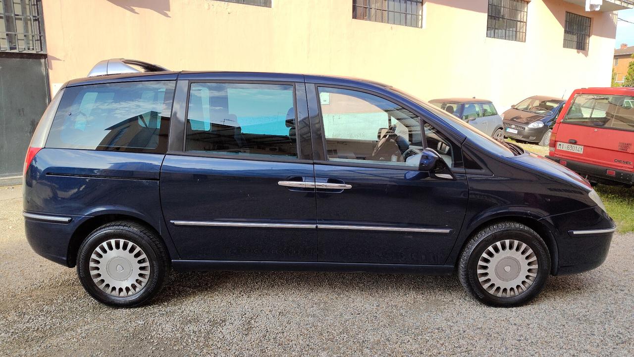 Lancia Phedra 2.2 JTD Emblema FAP