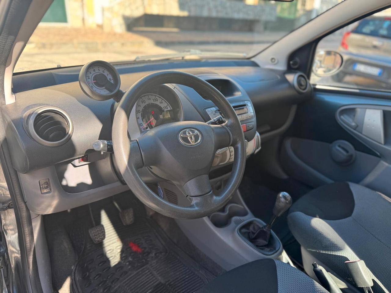 Toyota Aygo 1.0 12V VVT-i 3 porte