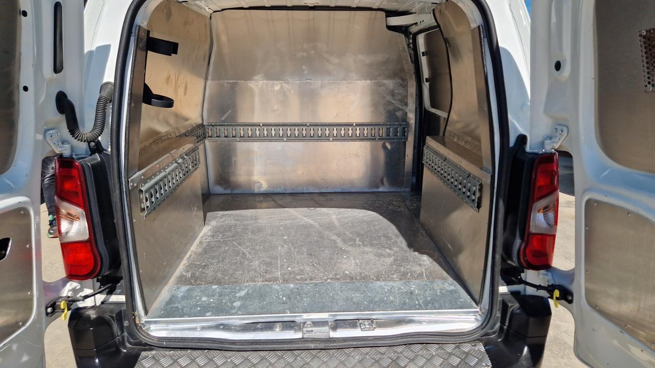 Peugeot PARTNER 1.5 BLUEHDI 100 CV NAVIGATORE