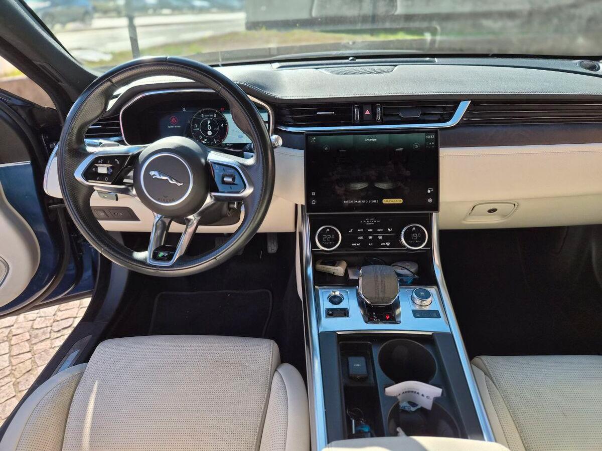 Jaguar XF II Berlina 2021 2.0d i4 mhev R-Dyn.HSE rwd 204cv auto