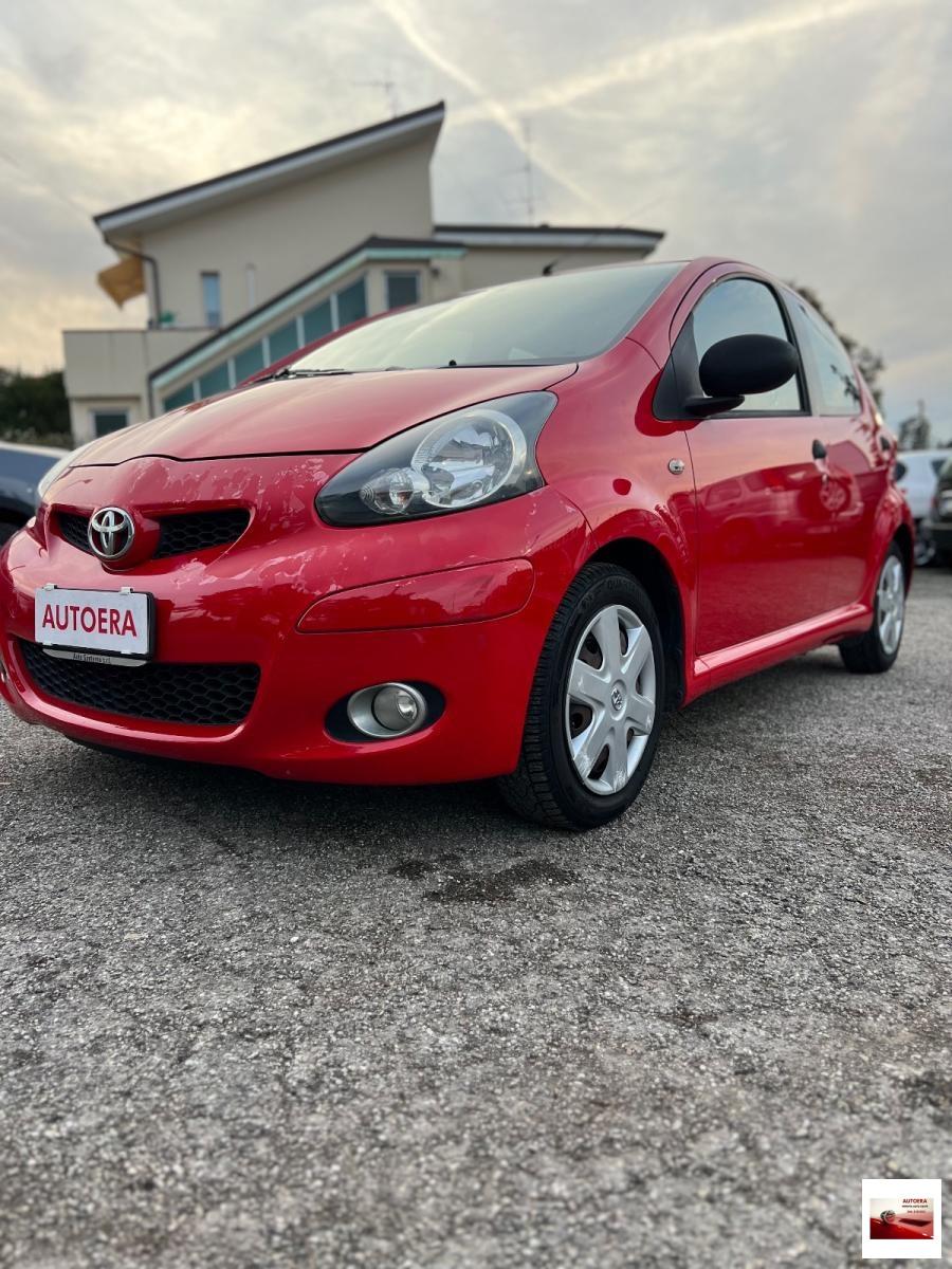 TOYOTA - Aygo - 12V VVT-i 5 porte Sol GPL