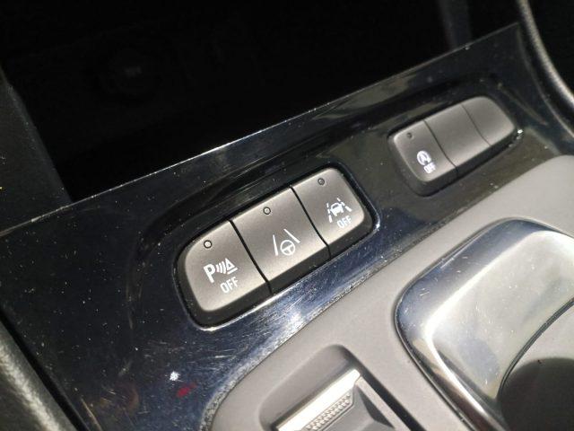 OPEL Grandland 1.5 diesel Ecotec aut. BUSINESS ELEGANCE