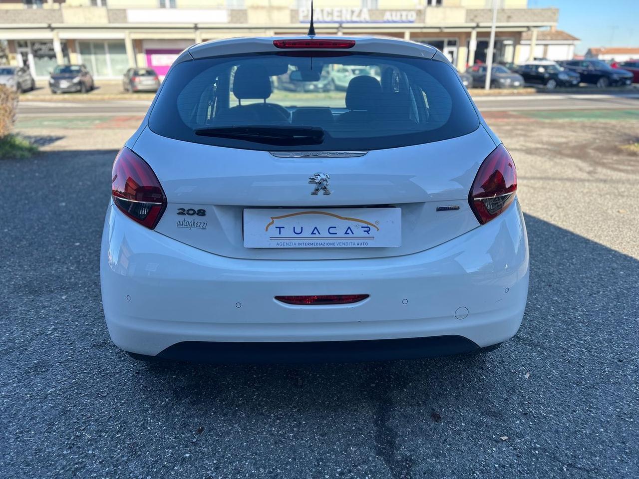 Peugeot 208 Allure 1.2 PureTech 82 #8112
