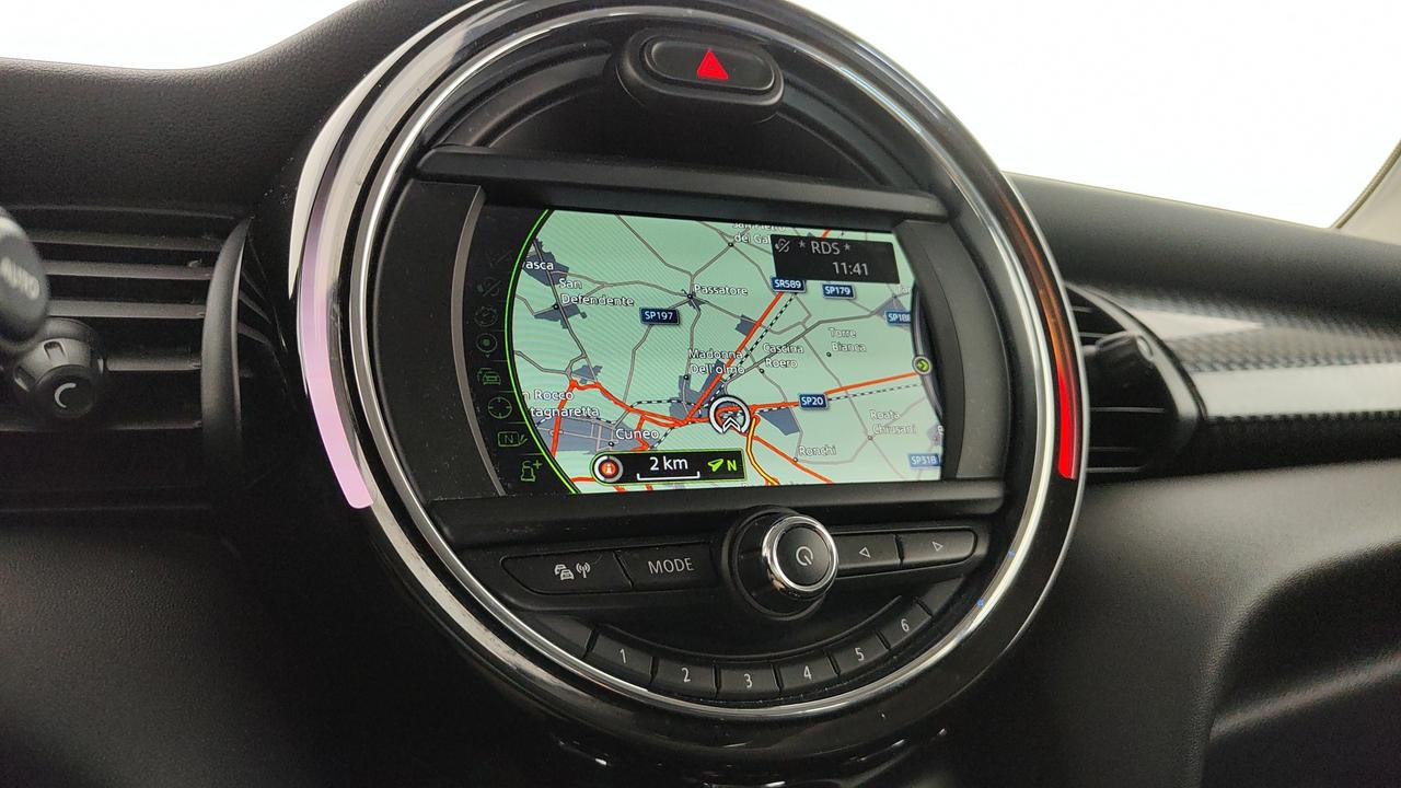 MINI Mini IV F55-F56 2014 - Mini 2.0 Cooper SD Hype 3p auto