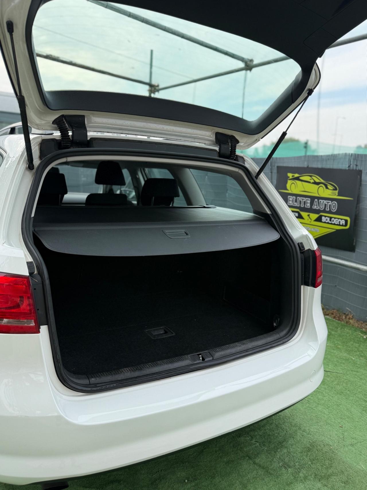 Volkswagen PASSAT 1.6 TDI 2013 SW BLUEMOTION