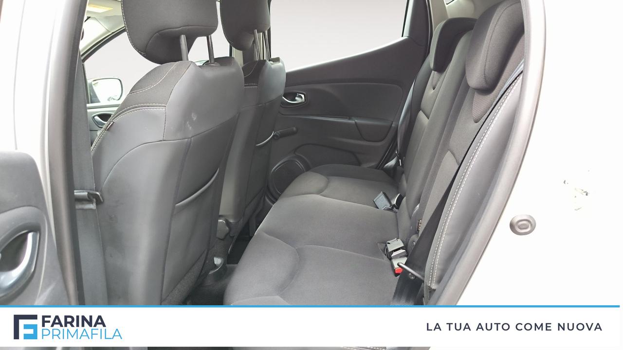 RENAULT Clio IV 2017 - Clio 0.9 tce Moschino Life 75cv