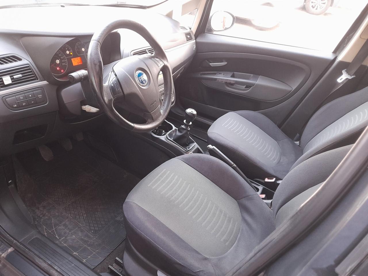 Fiat Grande Punto 1.2 150000KM
