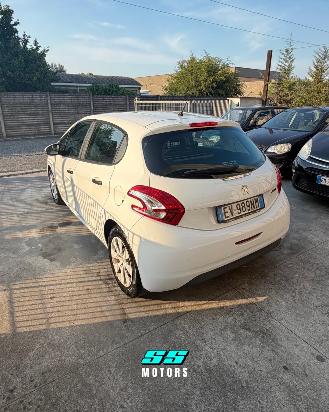 Peugeot 208 1.4 HDi 68 CV 5 porte Van