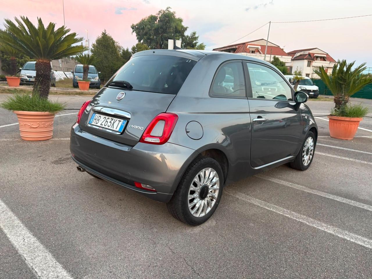 Fiat 500 Berlina Hybrid Icon