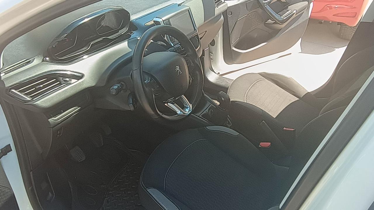 Peugeot 208 BlueHDi 75 5 porte Allure