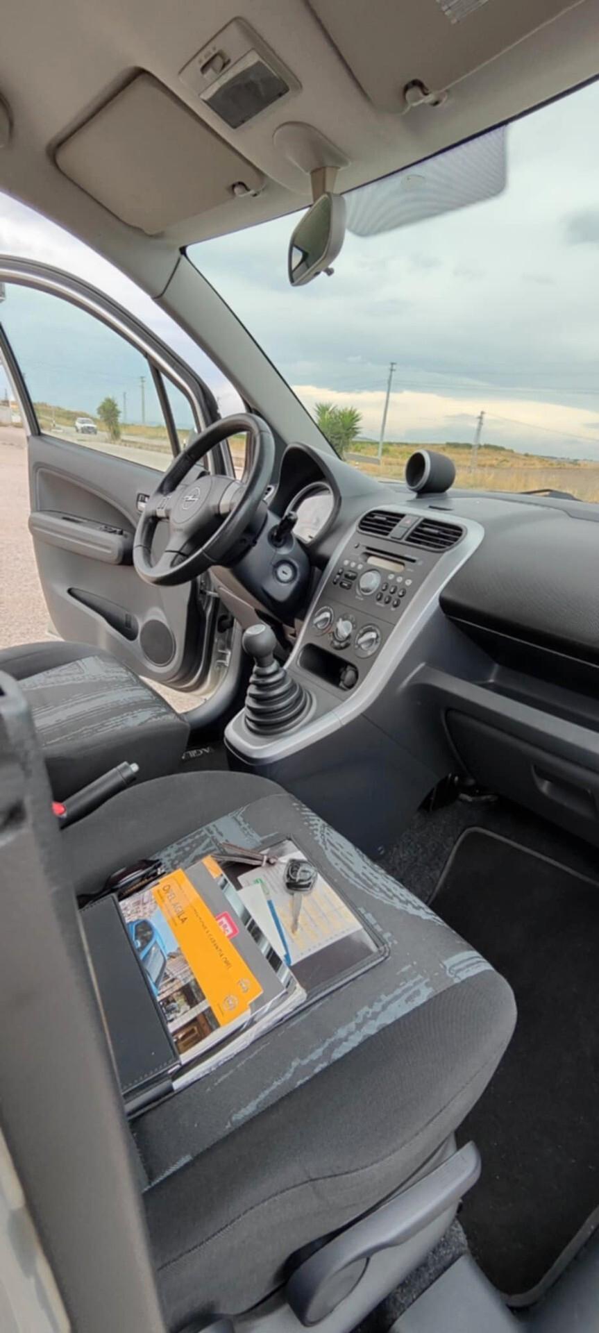 Opel Agila 1.2 16V 94CV Enjoy