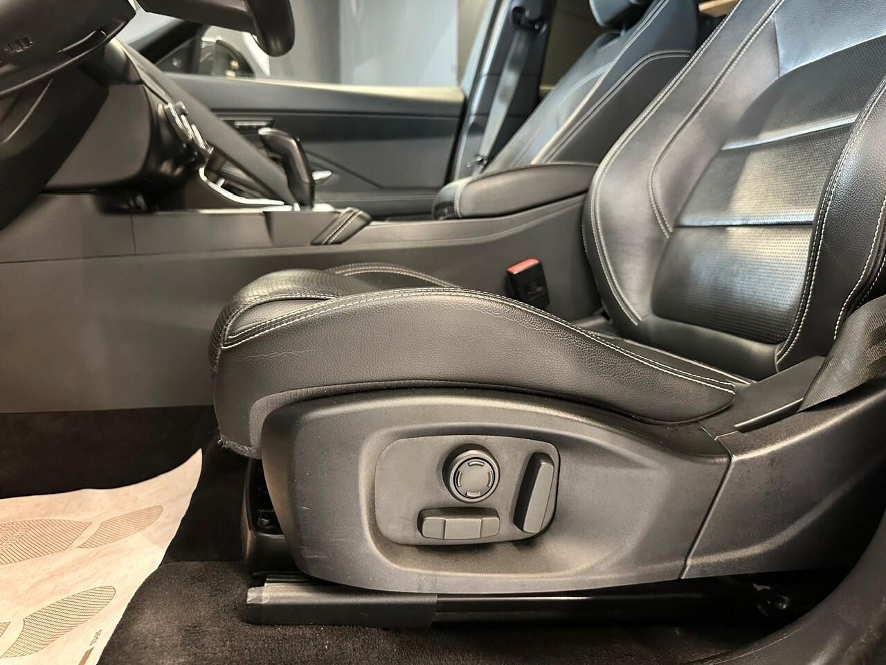 Jaguar E-Pace 2.0D 150 CV R-Dynamic S 2018