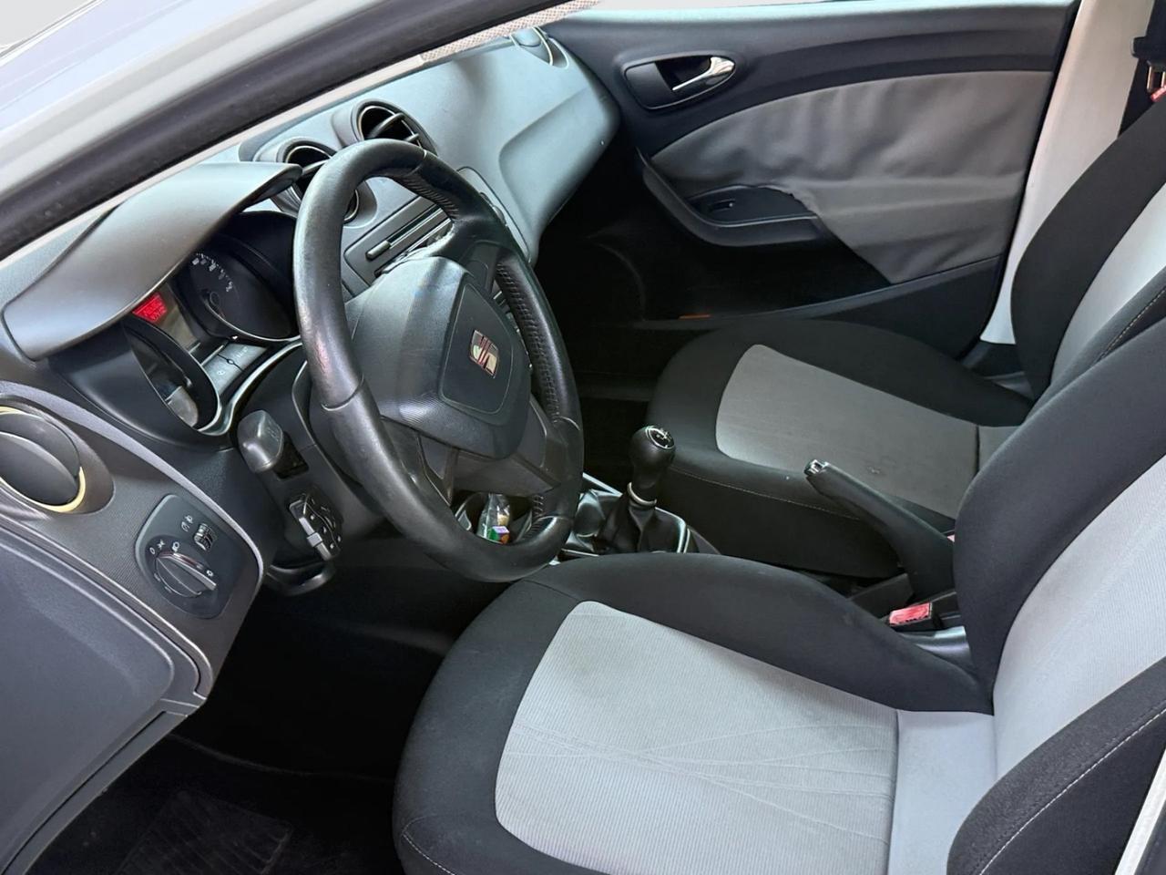 Seat Ibiza 1.6 5 porte Style *NEOPATENTATI*