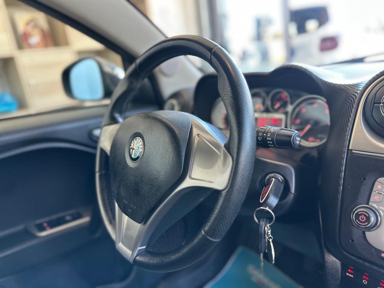 Alfa Romeo MiTo 1.3 JTDm-2 95 CV Sport Pack