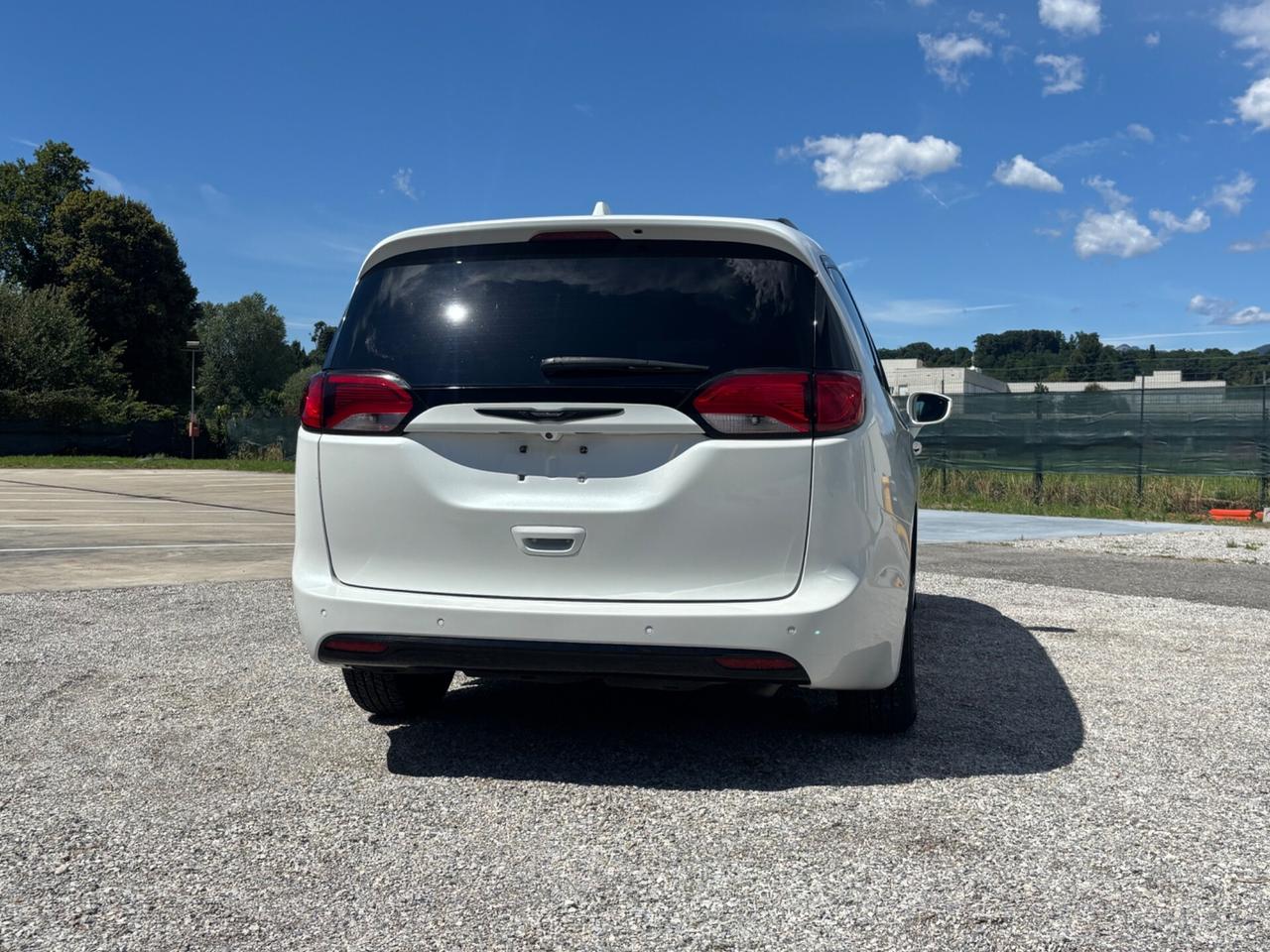 Chrysler Pacifica touring gpl full optional