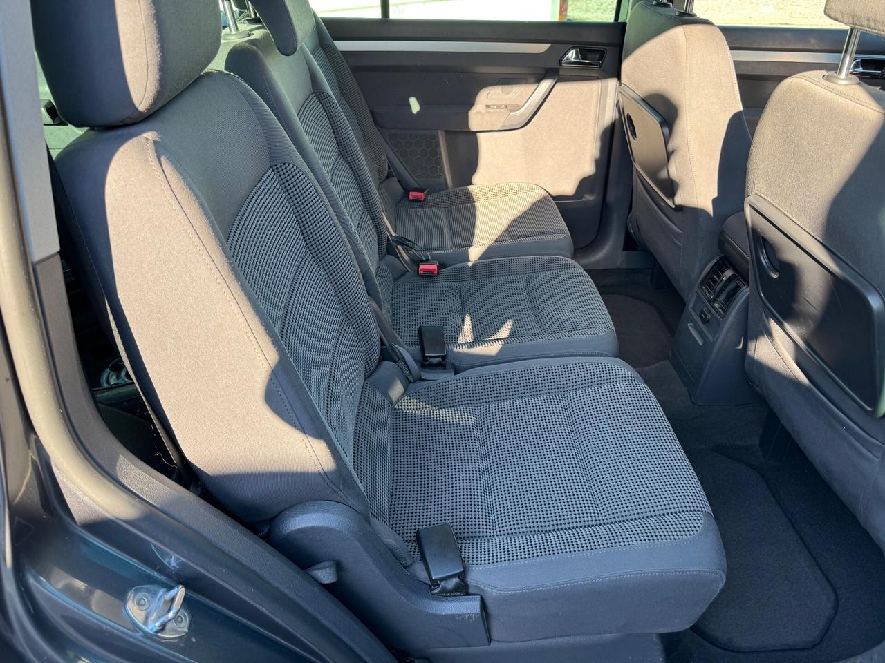 VW Touran 2.0 TDI 7 Posti VOLANO RUMOROSO !!!