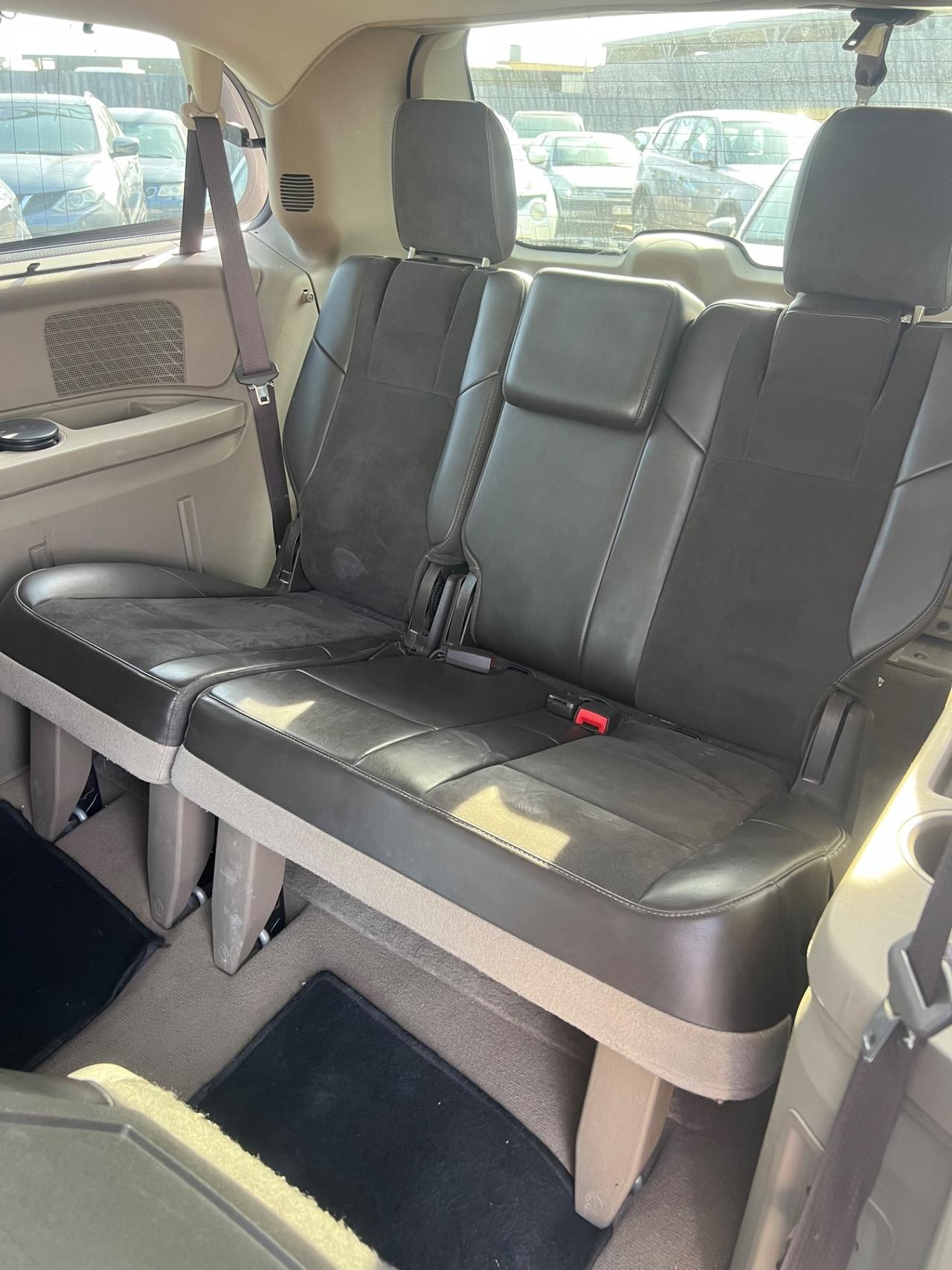 Lancia Voyager 2.8 Turbodiesel Platinum 177 CV