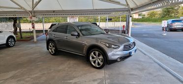 Infiniti QX70 3.0 diesel V6 AT S Premium