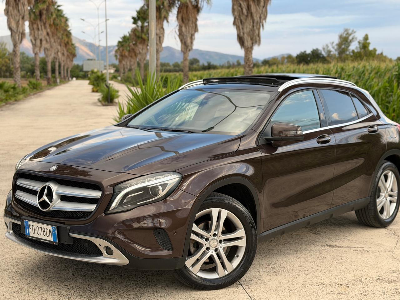 Mercedes-benz GLA 200 d Sport Tetto Garanzia