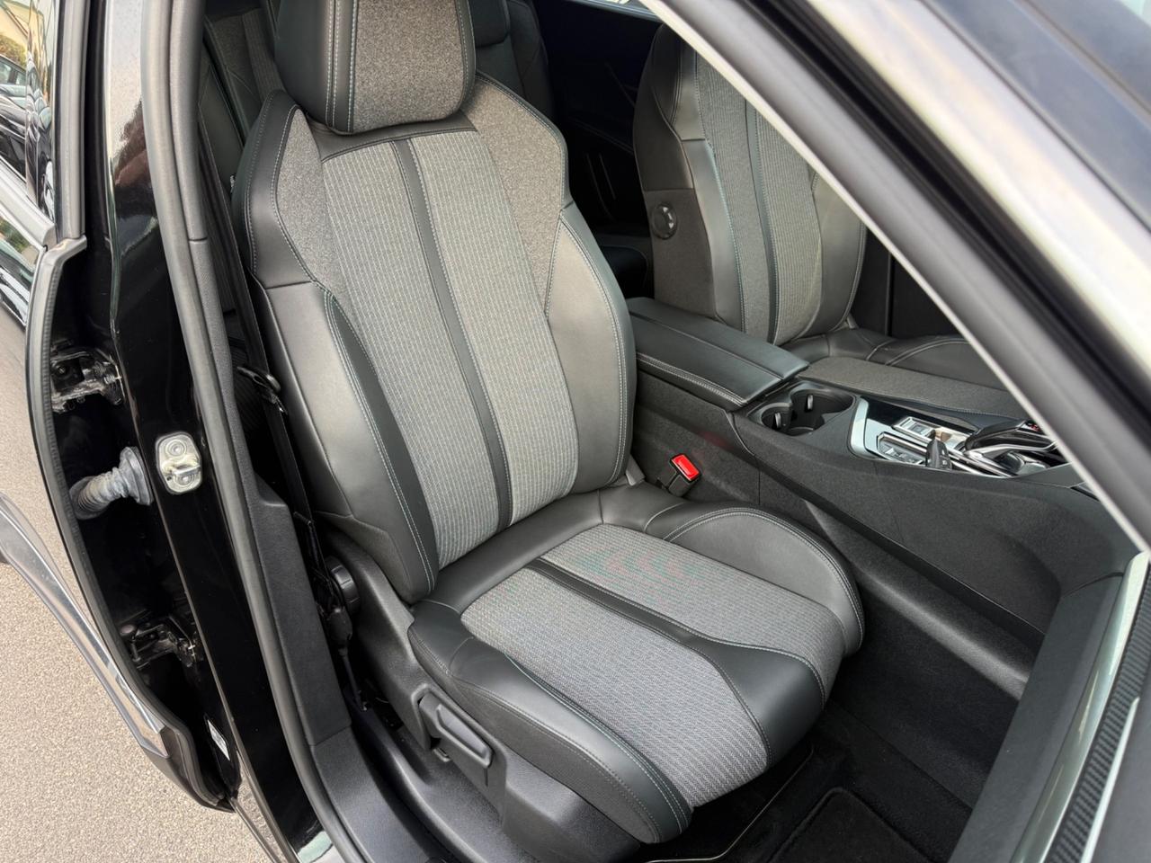 Peugeot 5008 BlueHDi 130 S&S EAT8 Allure Pack