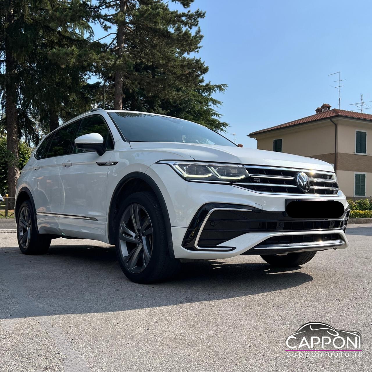 Volkswagen Tiguan Allspace 2.0 TDI 4MOTION R-Line TETTO