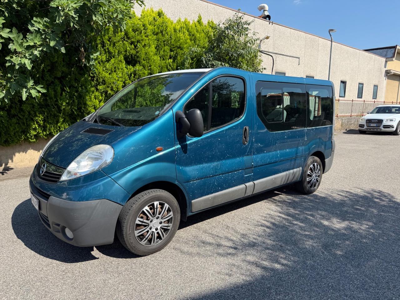 Opel Vivaro 27 2.0 CDTI PC-TN Combi 9 posti