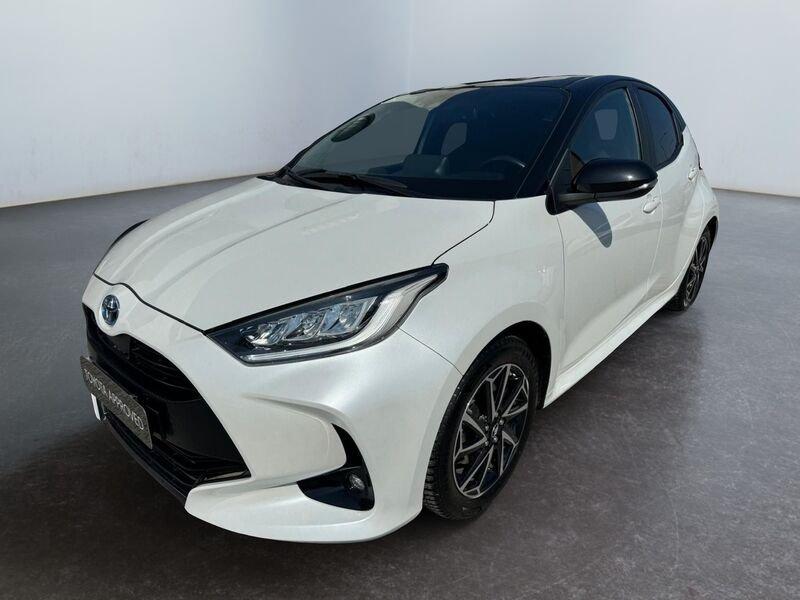 Toyota Yaris Hybrid Style MY22
