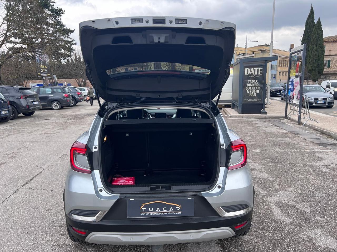 Renault Captur E-TECH 145 HEV Intens #10239