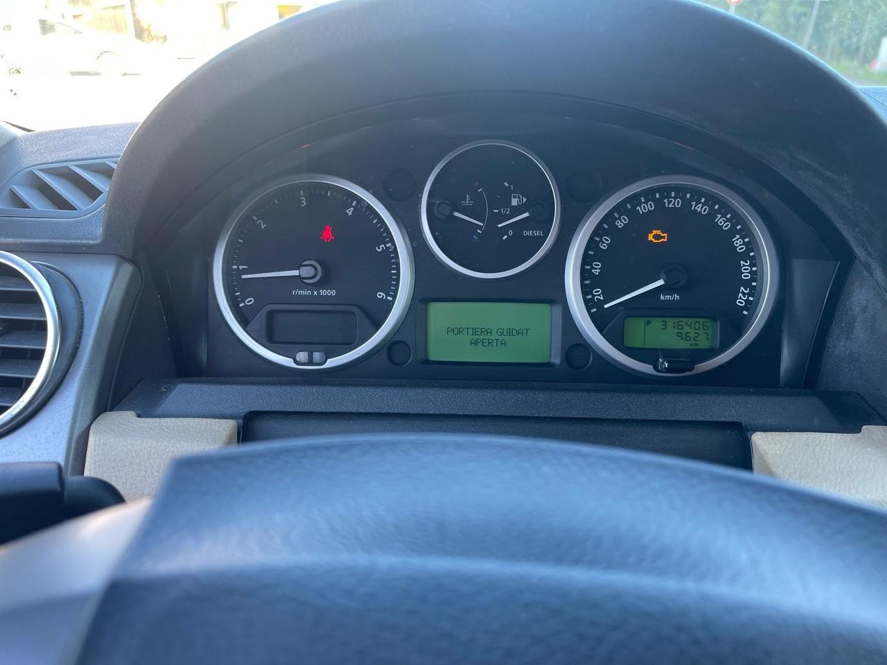 Land Rover Discovery XS 2.7 TDV6 #10112