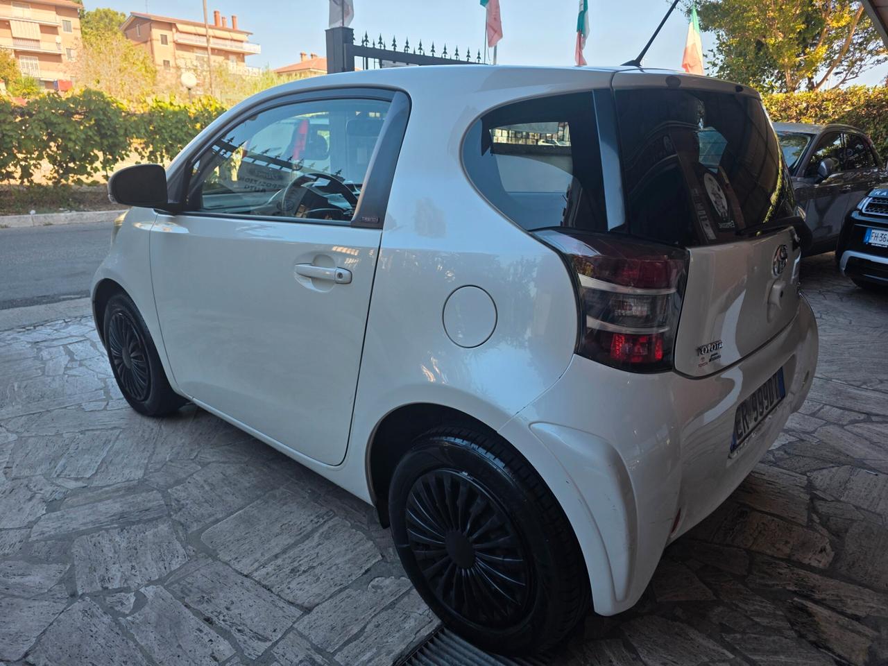 Toyota iQ 1.0 CVT Style AUTOMATICA
