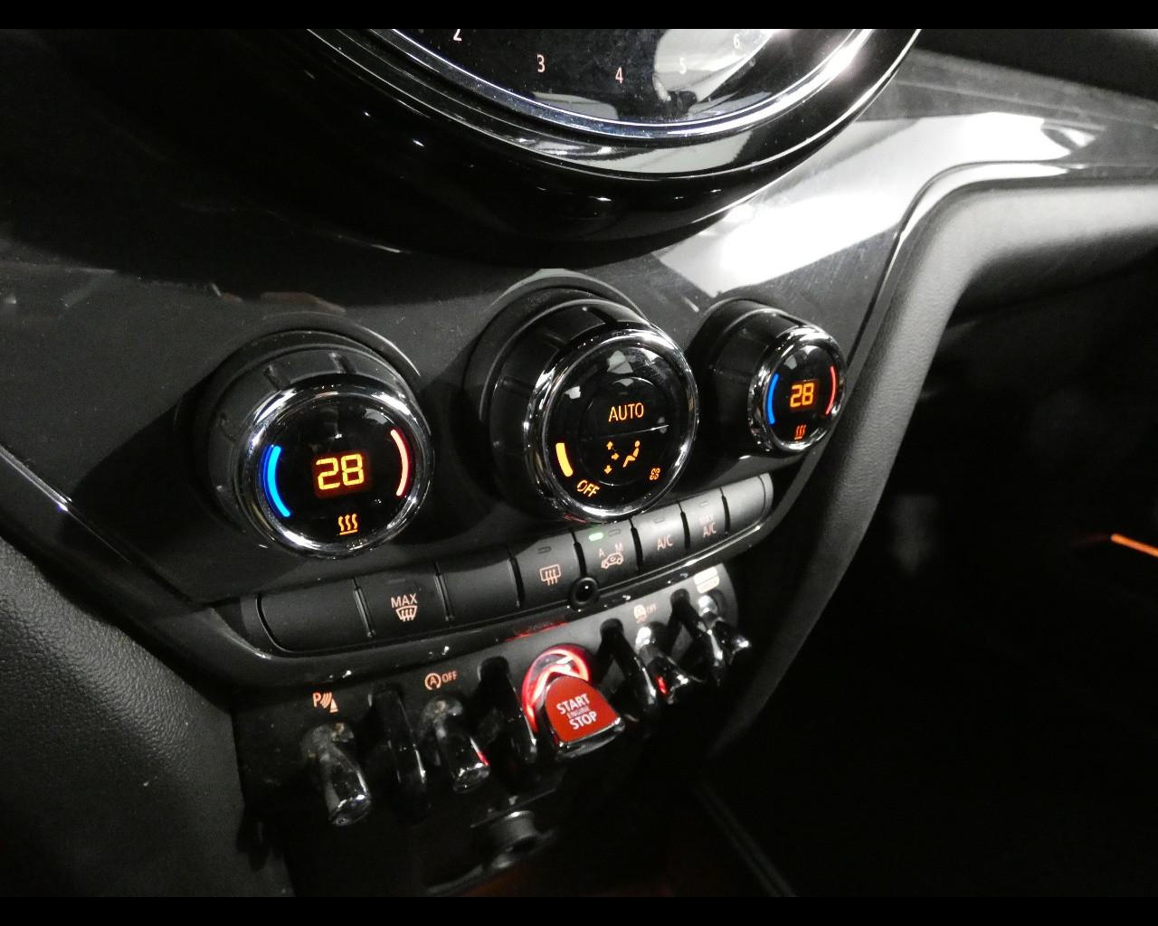 MINI Mini Countrym.(F60) - Mini 2.0 Cooper D Northwood Edition Countryman