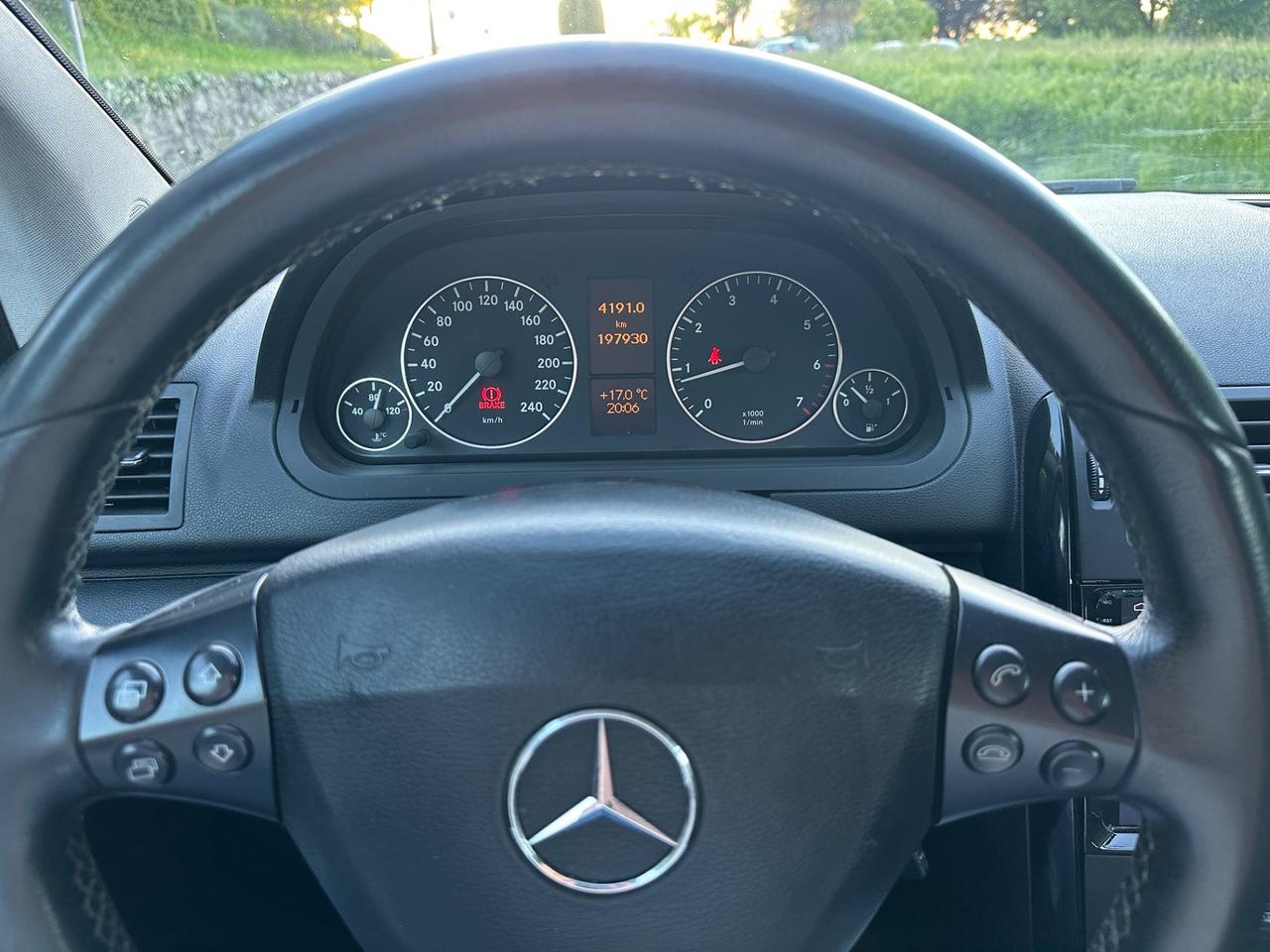 Mercedes-benz A 160 - 2010