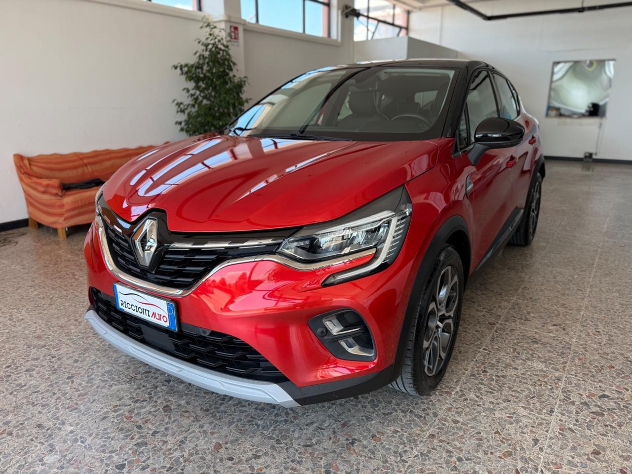 Renault Captur TCe 100 CV GPL Intens