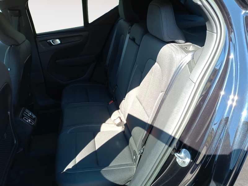 VOLVO XC40 1.5 t2 Momentum auto my21