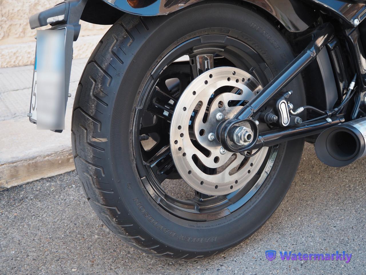 Harley-davidson Softail Street Bob
