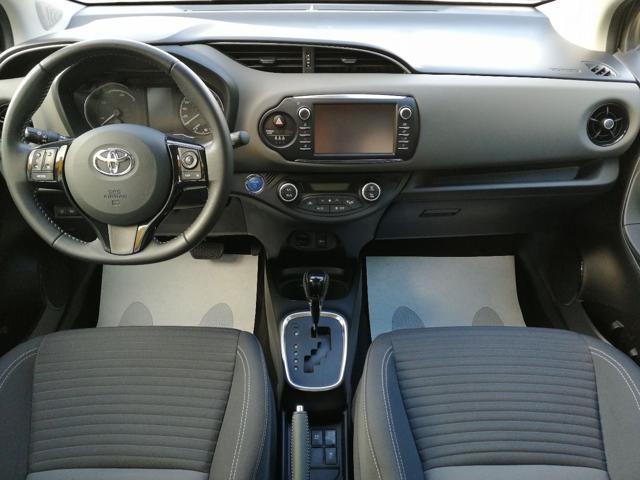 TOYOTA Yaris 1.5 Hybrid 5 porte Business
