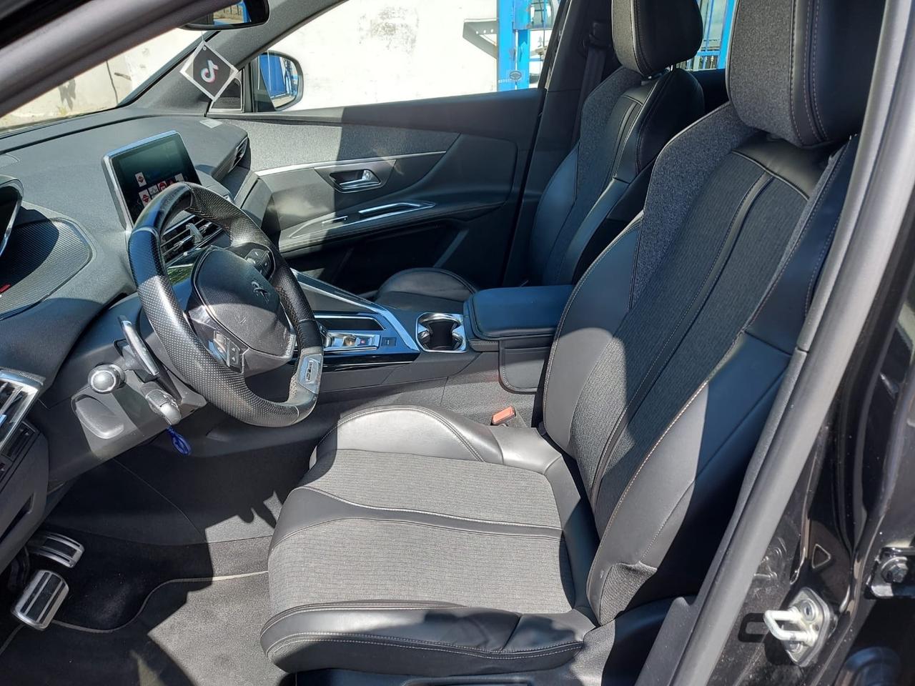 Peugeot 3008 “GTLINE” 1.5 hdi- cambio/aut-2018
