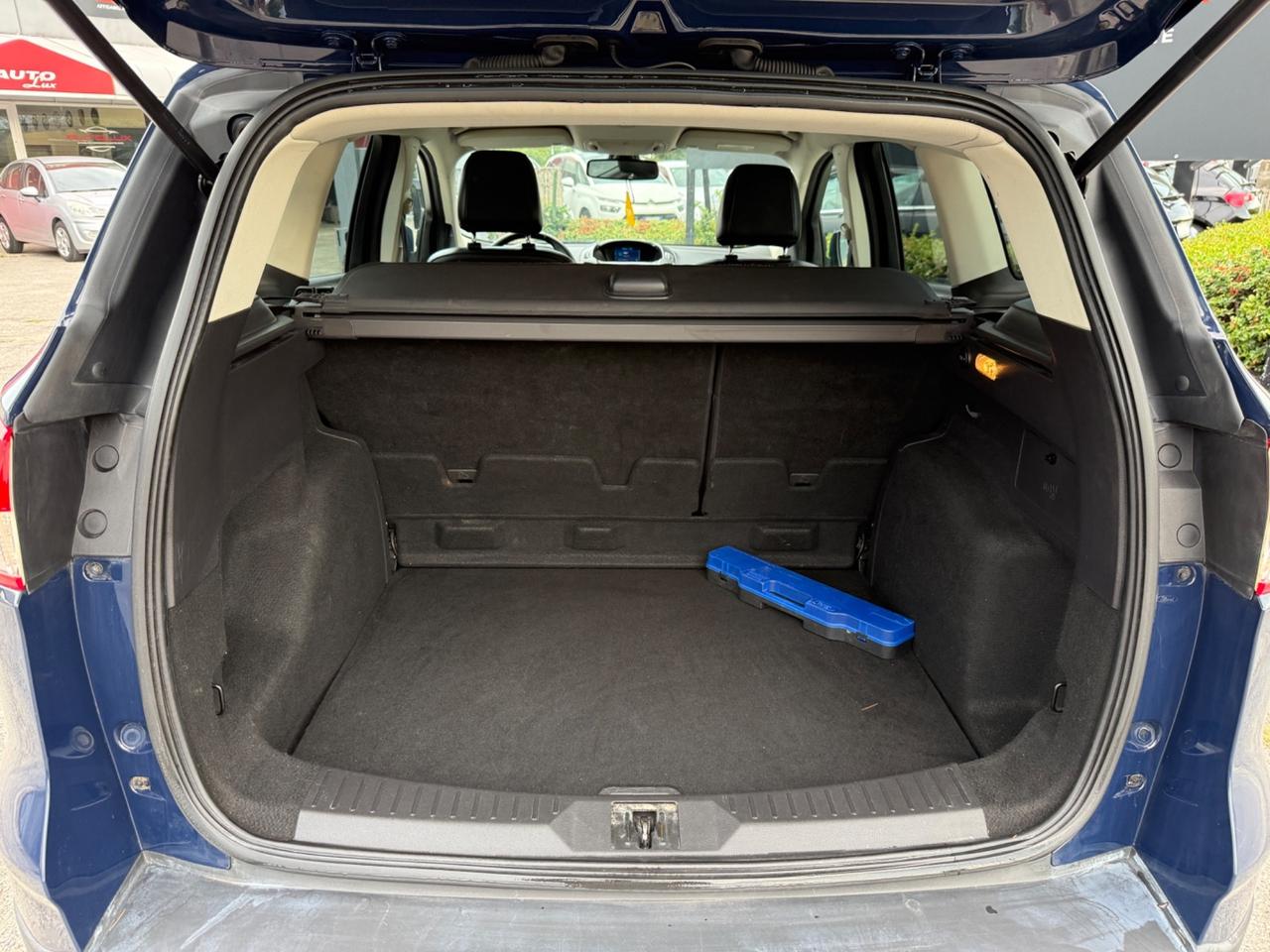 Ford Kuga 2.0 TDCI 140 CV 4WD Titanium