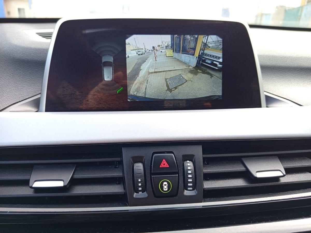 BMW X1 sDrive16d Business NAV/TETTO/RETROC
