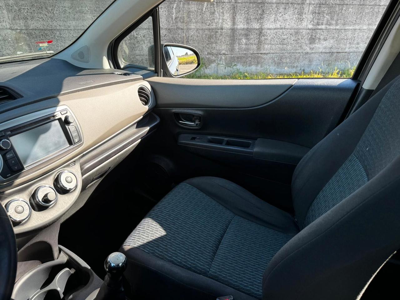 Toyota Yaris 1.0 5 porte Lounge
