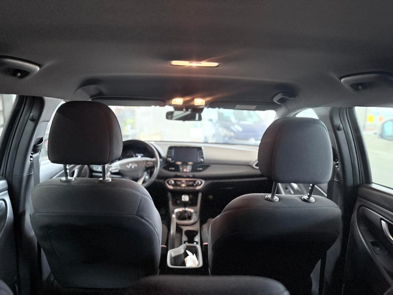 Hyundai i30 sw 1.6 CRDi 2019 top