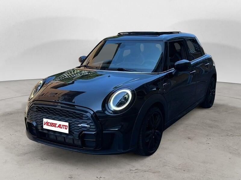 MINI Mini 5 porte Mini 5p 1.5 ONE allestimento JCW
