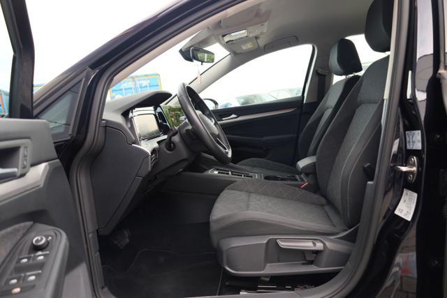 VOLKSWAGEN Golf Variant 1.0 eTSI EVO DSG Life