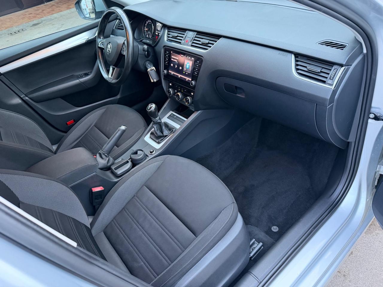 Skoda Octavia 1.6 TDI SCR 115 CV Wagon Executive