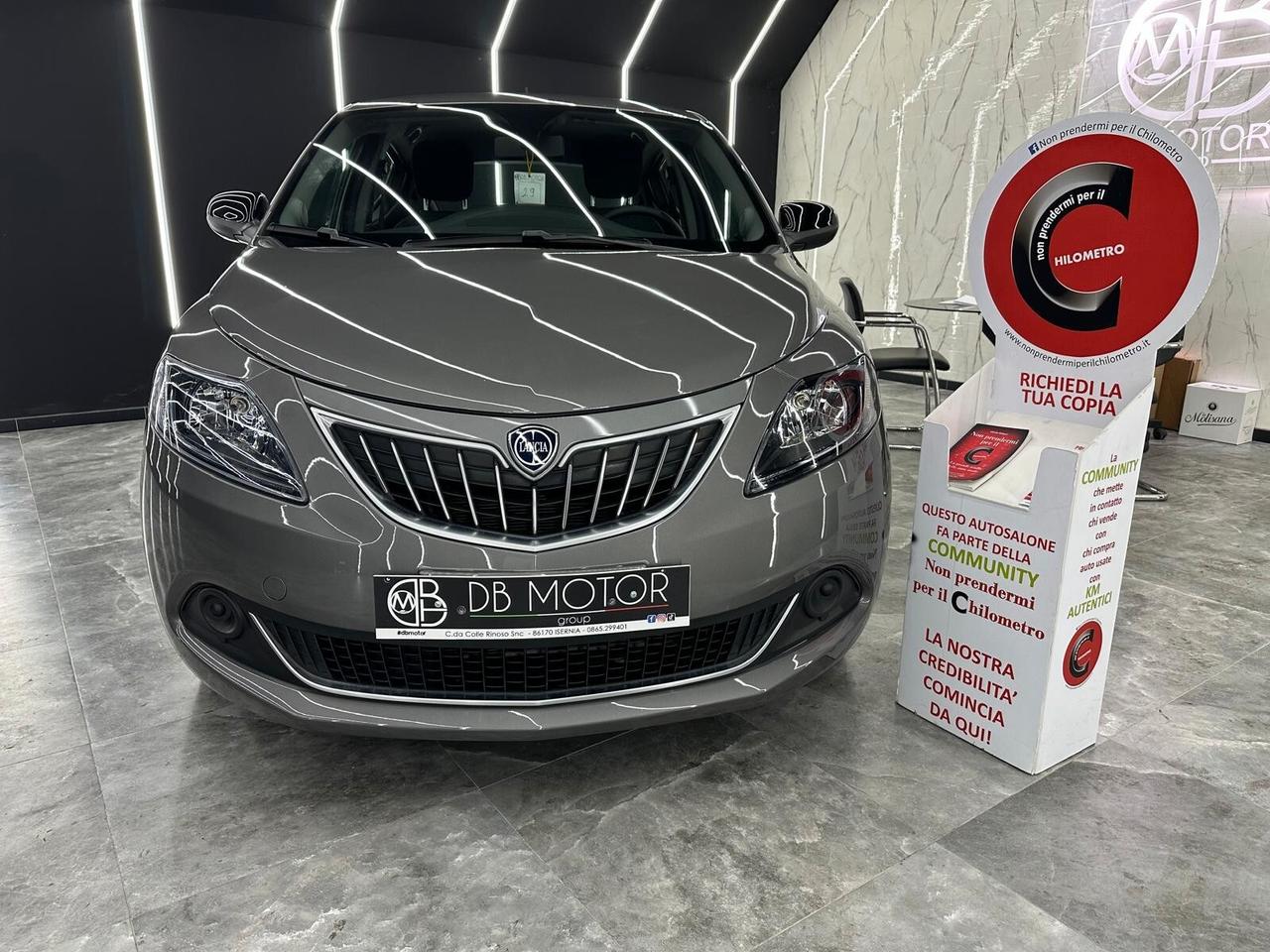 Lancia Ypsilon 1.0 FireFly 5 porte S&S Hybrid UnYca